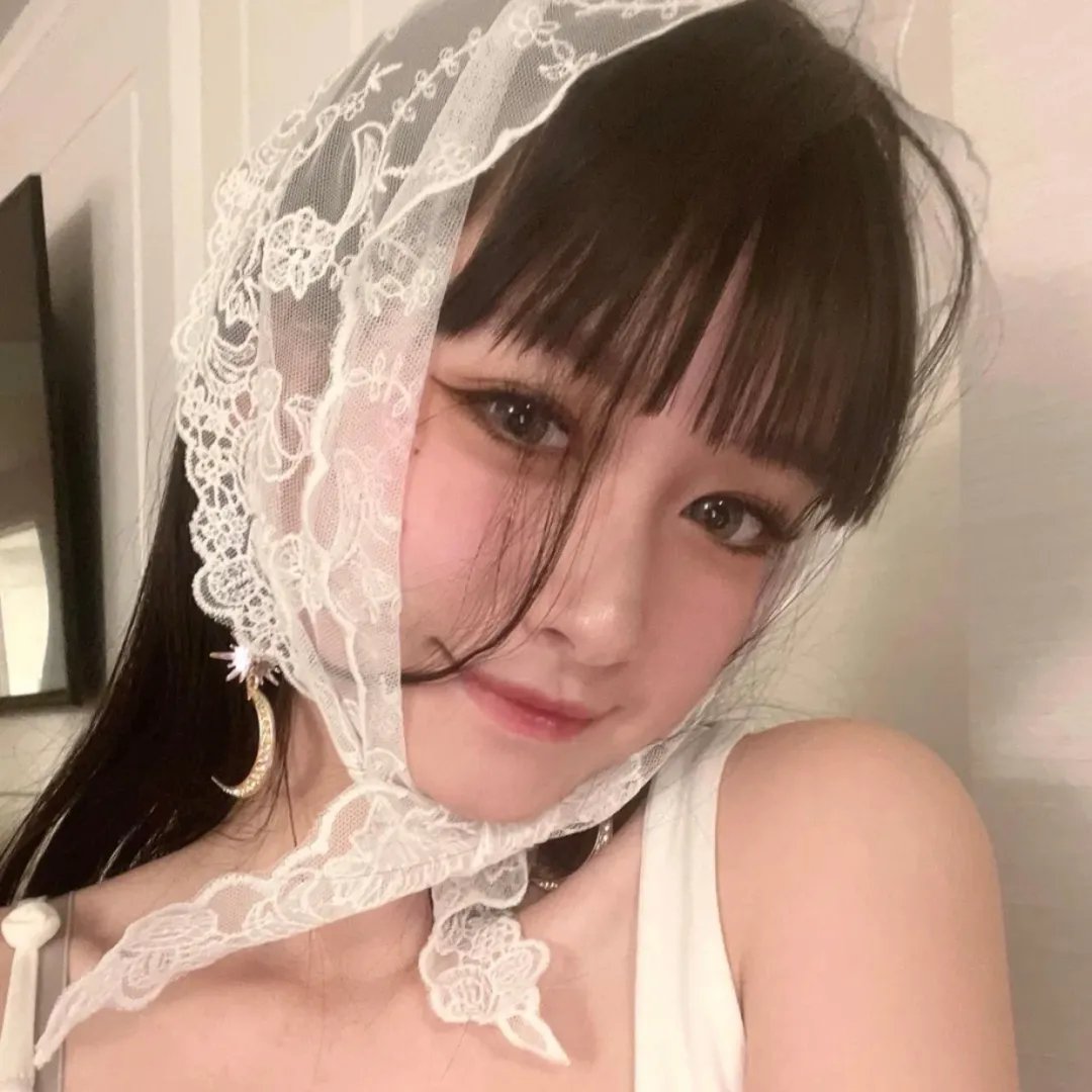 红天鹅
